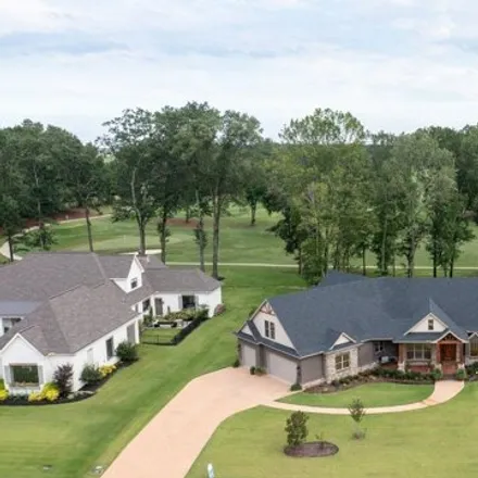 Image 3 - Starkville Country Club, 1800 South Montgomery Street, Southdale, Starkville, MS 39760, USA - House for sale
