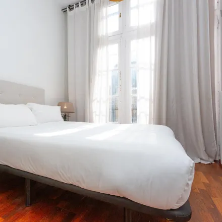 Rent this 3 bed apartment on Museu Egipci in Carrer de València, 284