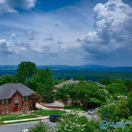 Image 6 - 2264 Governors Bend Road Southeast, Mountain Brook, Huntsville, AL 35801, USA - House for sale