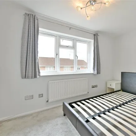 Image 2 - 78 Longfield Avenue, Grahame Park, London, NW7 2SQ, United Kingdom - Townhouse for rent