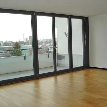 Image 4 - James Eckhaus, Flüelastrasse, 8047 Zurich, Switzerland - Apartment for rent