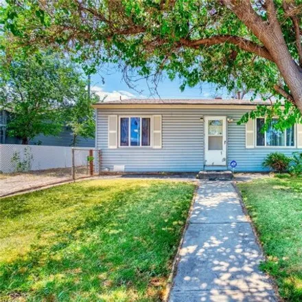Image 4 - 7961 Hollywood St, Commerce City, Colorado, 80022 - House for sale