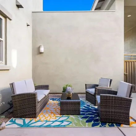 Rent this 3 bed apartment on Desert Willow Golf Resort in Portola Avenue, Palm Desert