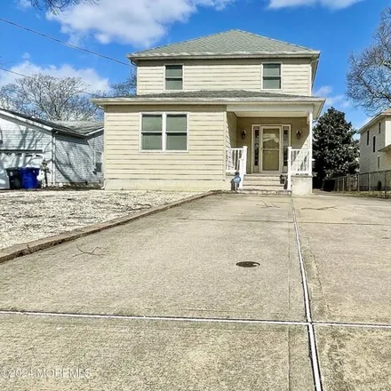 Buy this 3 bed house on 701 Parkside Avenue in Toms River, NJ 08753