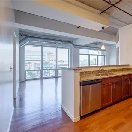 Image 4 - Ellington Lofts, 3670 Woodward Avenue, Detroit, MI 48201, USA - Condo for sale