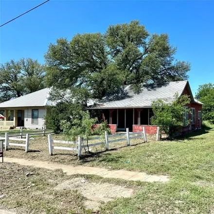 Image 1 - 1100 Hanna Valley Road, Goldthwaite, TX 76844, USA - House for sale