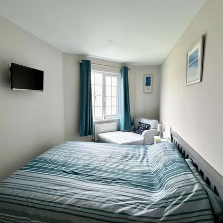 Image 4 - South Cerney, GL7 5TJ, United Kingdom - House for rent