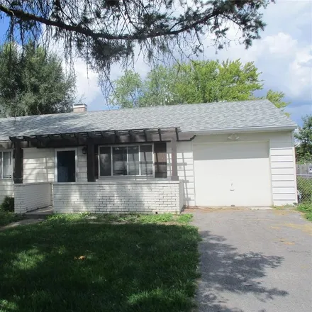 Rent this 3 bed house on 3550 Winings Avenue in Indianapolis, IN 46221