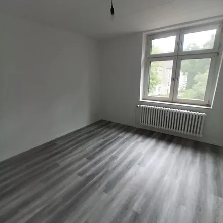 Rent this 2 bed apartment on Sundgaustraße 6 in 47137 Duisburg, Germany