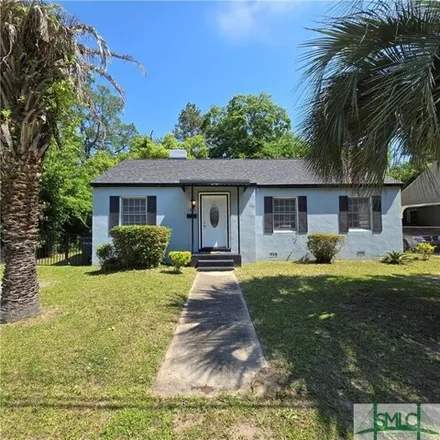 Rent this 3 bed house on 1836 East 41st Street in Savannah, GA 31404