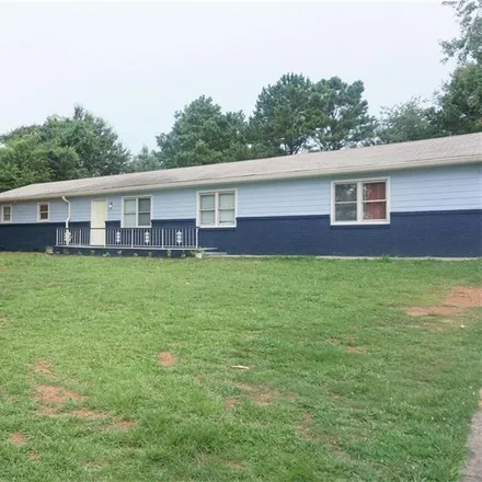 Rent this 4 bed house on 8847 Old Lee Road in Douglas County, GA 30122