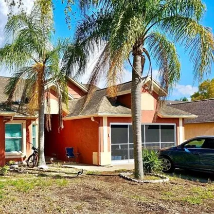Buy this 4 bed house on 1556 Ridge Shore Drive in Tarpon Springs, FL 34689