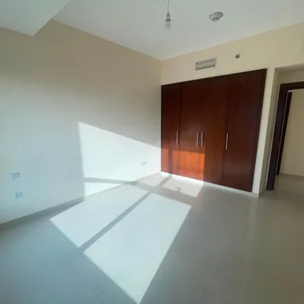 Rent this 3 bed apartment on Panorama Towers in The Greens, Dubai