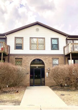 Rent this 2 bed condo on 675 Victoria Way in Cold Spring, Campbell County