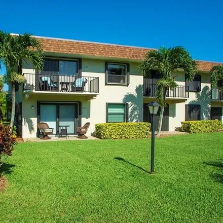 Rent this 2 bed condo on 4179 Silver Palm Drive in Vero Beach, FL 32963