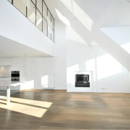 Rent this 3 bed apartment on unnamed road in 1060 Saint-Gilles - Sint-Gillis, Belgium