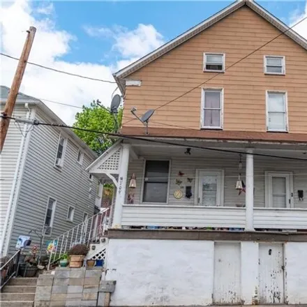 Buy this studio house on 107 Stone Street in Johnstown, PA 15906