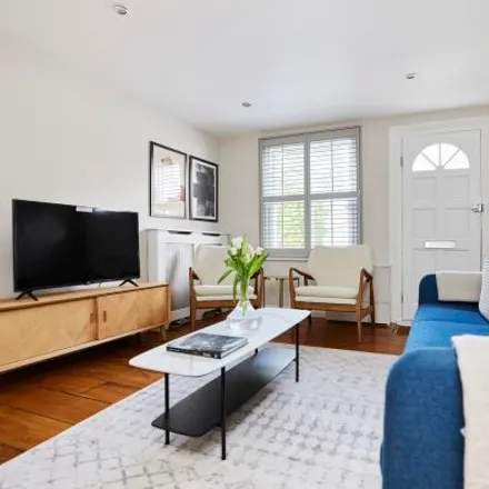 Rent this 3 bed apartment on 54 Waverley Road in Weybridge, KT13 8UT
