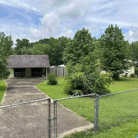 Image 5 - 1501 Baker Drive, Weaver, Calhoun County, AL 36277, USA - House for sale