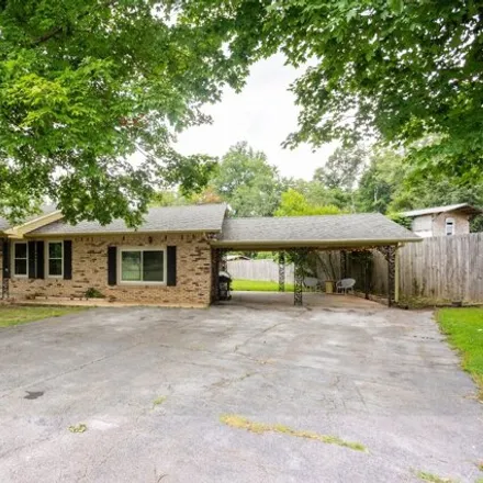 Buy this 3 bed house on 405 Old McMinnville Hwy in Manchester, Tennessee