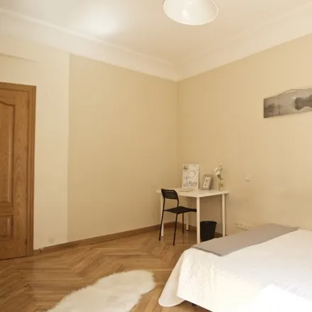 Rent this 6 bed room on Calle de Leganitos in 7, 28013 Madrid