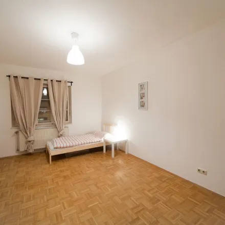 Rent this 3 bed apartment on Leopoldstraße 105 in 80802 Munich, Germany