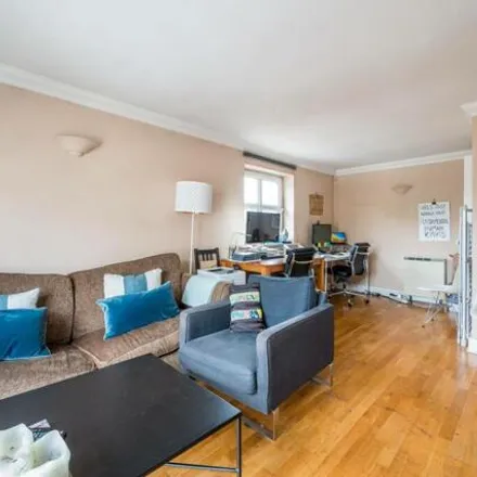 Rent this 2 bed apartment on 166 Essex Road in London, N1 8LY