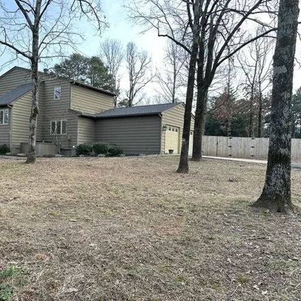 Buy this 3 bed house on 206 Lakeview Circle in Russellville, AR 72802