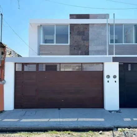 Image 2 - INASA Constructora e Inmobiliaria, S.A. De C.V. Domicilio Fiscal, Calle V. Carranza 42, De Las Américas, 94298, VER, Mexico - House for sale