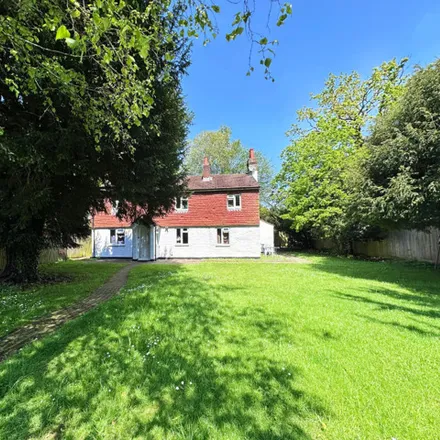Image 3 - Sandy Cottage, Tinsley Green, RH10 3NS, United Kingdom - House for sale
