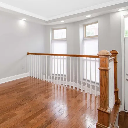 Image 6 - 209 North Luzerne Avenue, Baltimore, MD 21224, USA - Townhouse for sale