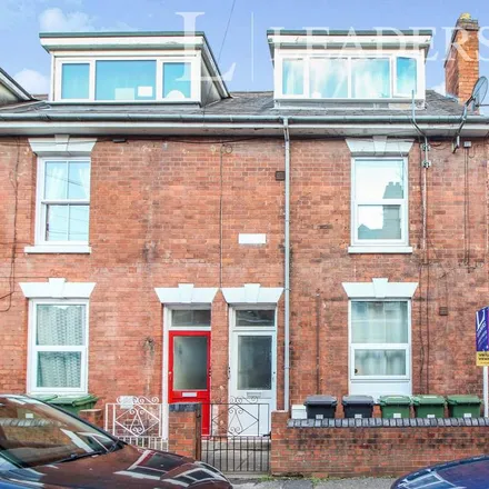 Rent this 1 bed apartment on 28 Middle Street in Worcester, WR1 1NQ