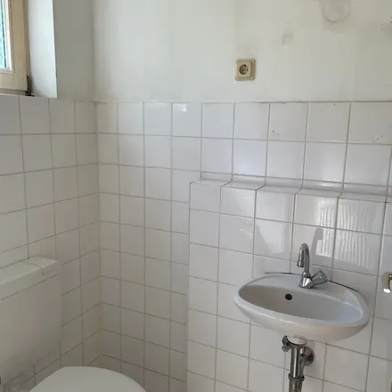 Rent this 5 bed apartment on Swinestraße 7 in 50765 Cologne, Germany