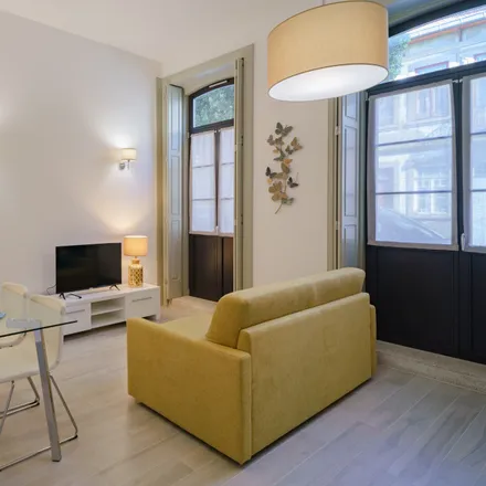 Rent this 1 bed apartment on 9W in Rua de Tomáz Ribeiro, 4450-019 Matosinhos
