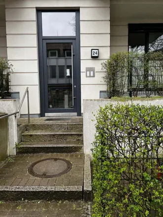 Rent this 3 bed apartment on Hellkamp 24 in 20255 Hamburg, Germany