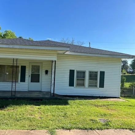 Image 1 - 145 Railroad Street, Abbeville, SC 29620, USA - House for sale