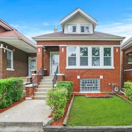 Buy this 4 bed house on 8551 South Carpenter Street in Chicago, IL 60620