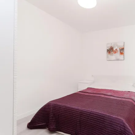 Rent this 2 bed apartment on Carrer de la Guàrdia in 5, 08001 Barcelona