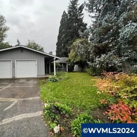 Buy this 3 bed house on 774 Dearborn Avenue North in Keizer, OR 97303
