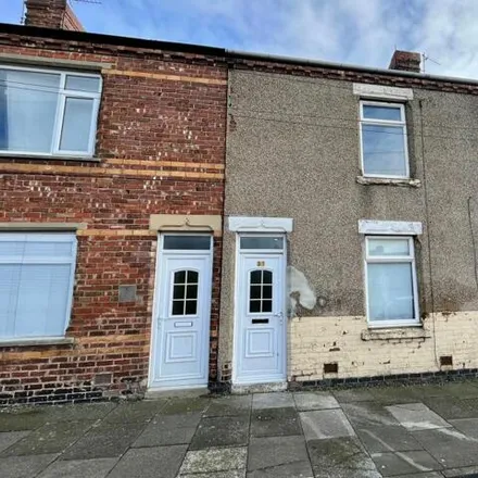 Buy this 3 bed townhouse on Shotton Road in Horden, SR8 4QU