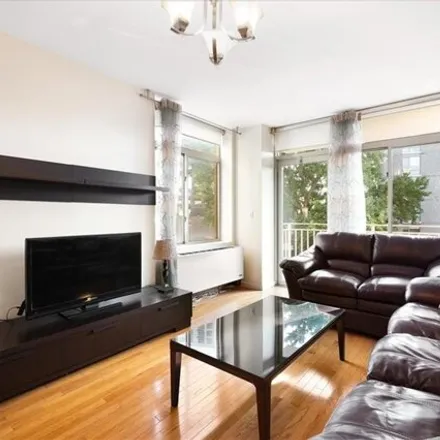 Image 5 - 3614 Johnson Avenue, New York, NY 10463, USA - Condo for rent