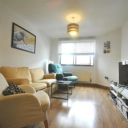Image 4 - 43 East Barnet Road, London, EN4 8RD, United Kingdom - Apartment for rent