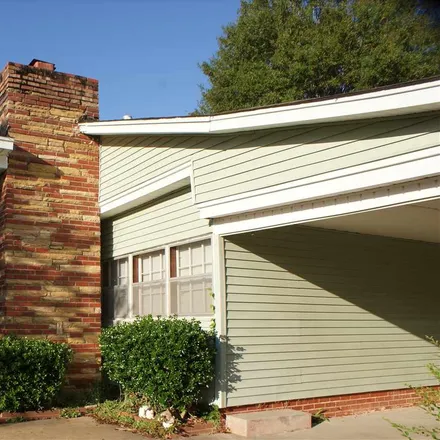 Buy this studio house on 1933 US 70;US 412 Business in Jackson, TN 38305