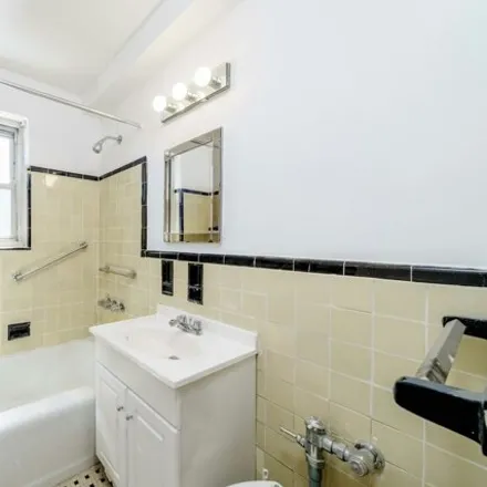 Image 8 - 210 Congress Street, New York, NY 11201, USA - Apartment for sale