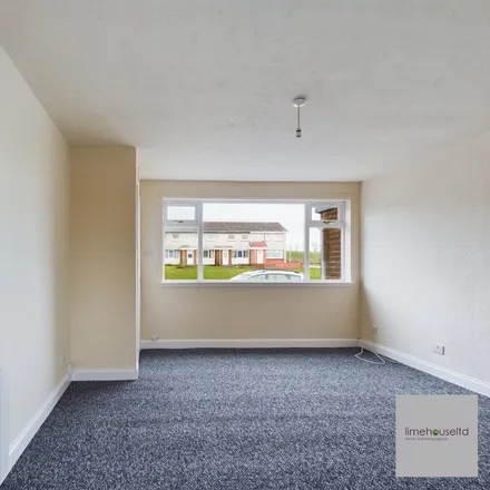 Image 2 - Nimmo Place, Carnwath, ML11 8JD, United Kingdom - Townhouse for rent