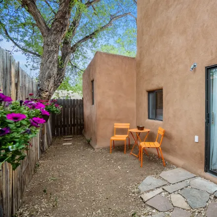 Image 4 - 730 Columbia Street, Santa Fe, NM 87505, USA - Loft for sale