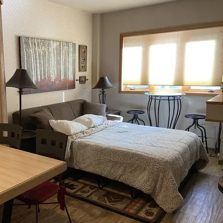 Rent this studio apartment on Durango