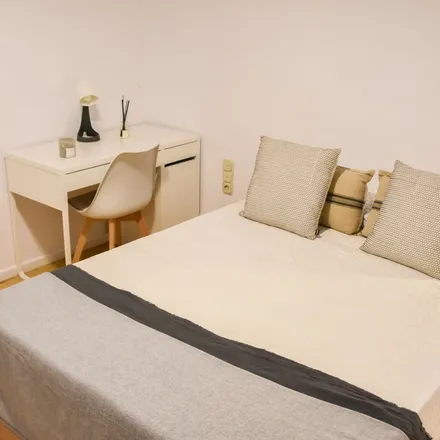 Rent this 1 bed apartment on Carrer de Roger de Llúria in 08001 Barcelona, Spain