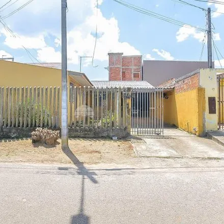 Buy this 3 bed house on Rua Benjamin Gelinski 238 in Uberaba, Curitiba - PR