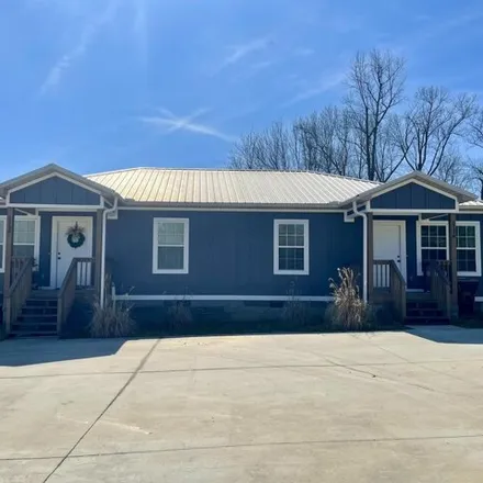 Buy this studio house on 1316 3rd Street Southeast in Cullman, AL 35055